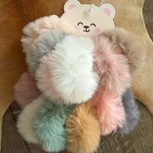 Brand NWT Fluffy Multicolor Fluffy Soft Faux Fur Hair Scrunchies Accessories